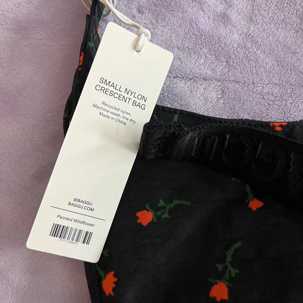 Small Nylon Crescent Bag - Picture 3 of 4